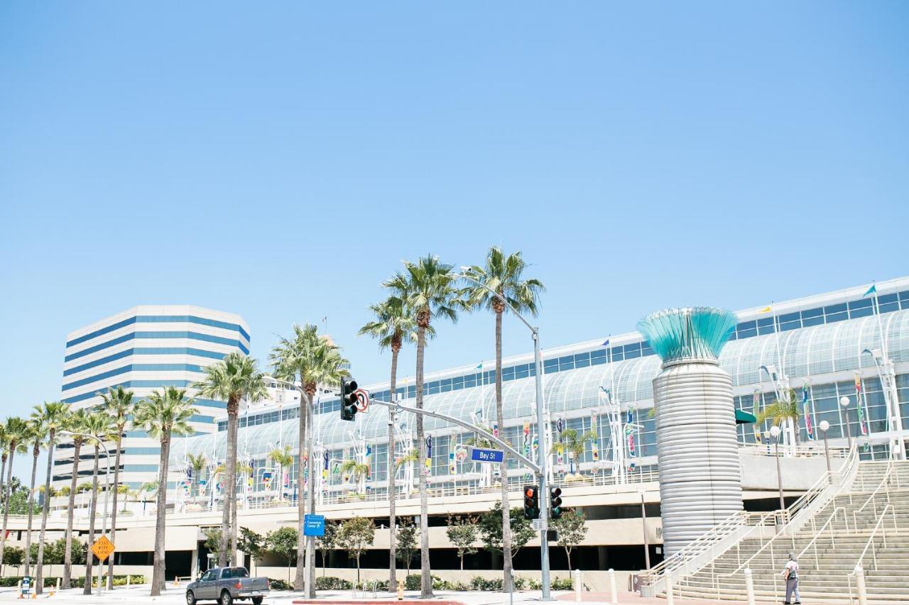 Holiday Inn Long Beach-Downtown Area ภายนอก รูปภาพ